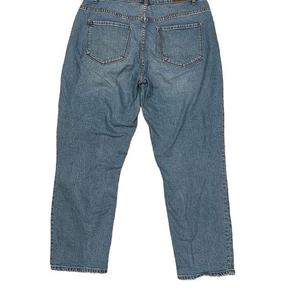 Urban Outfitters BDG The Mom Jean Straight Leg High Rise Blue Denim Jeans 32W - Picture 8 of 11